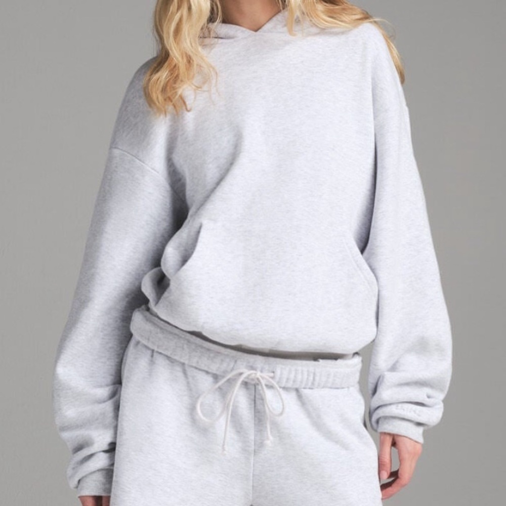 SKIMS Cotton Fleece Classic Pullover Hoodie in Light Heather Size XS